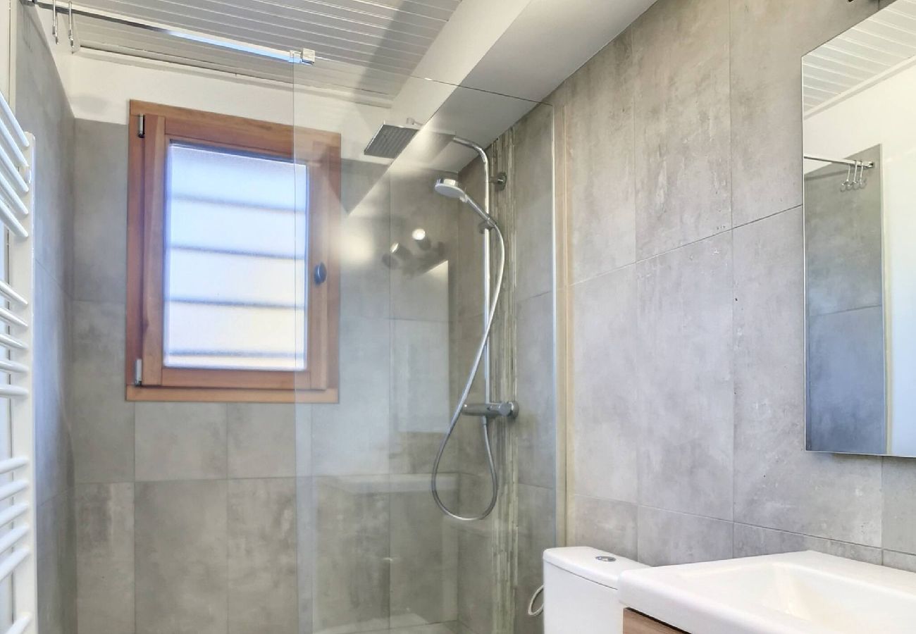 Chalet in Praz-sur-Arly - 2 CHALETIEN