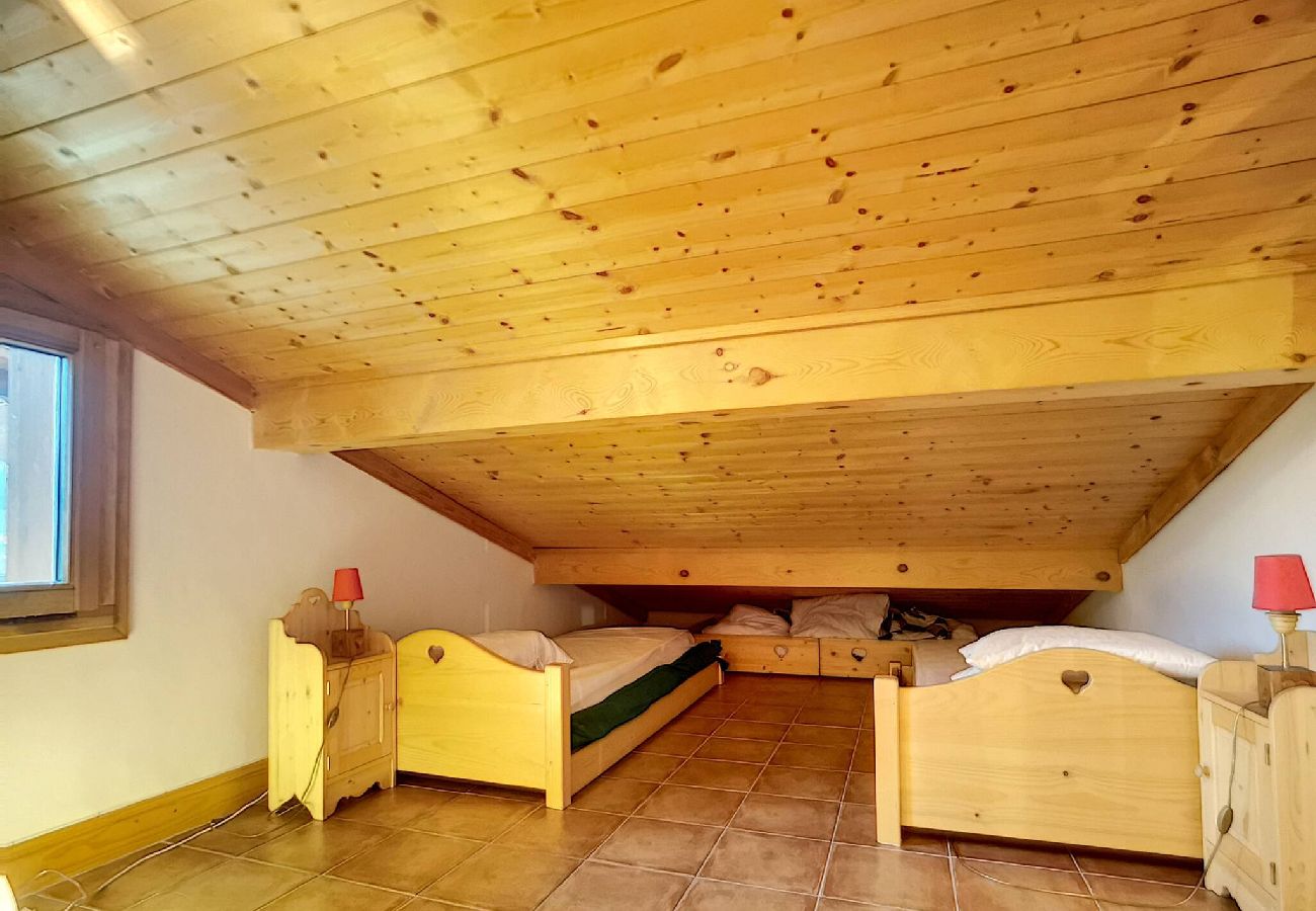 Chalet in Praz-sur-Arly - 2 CHALETIEN