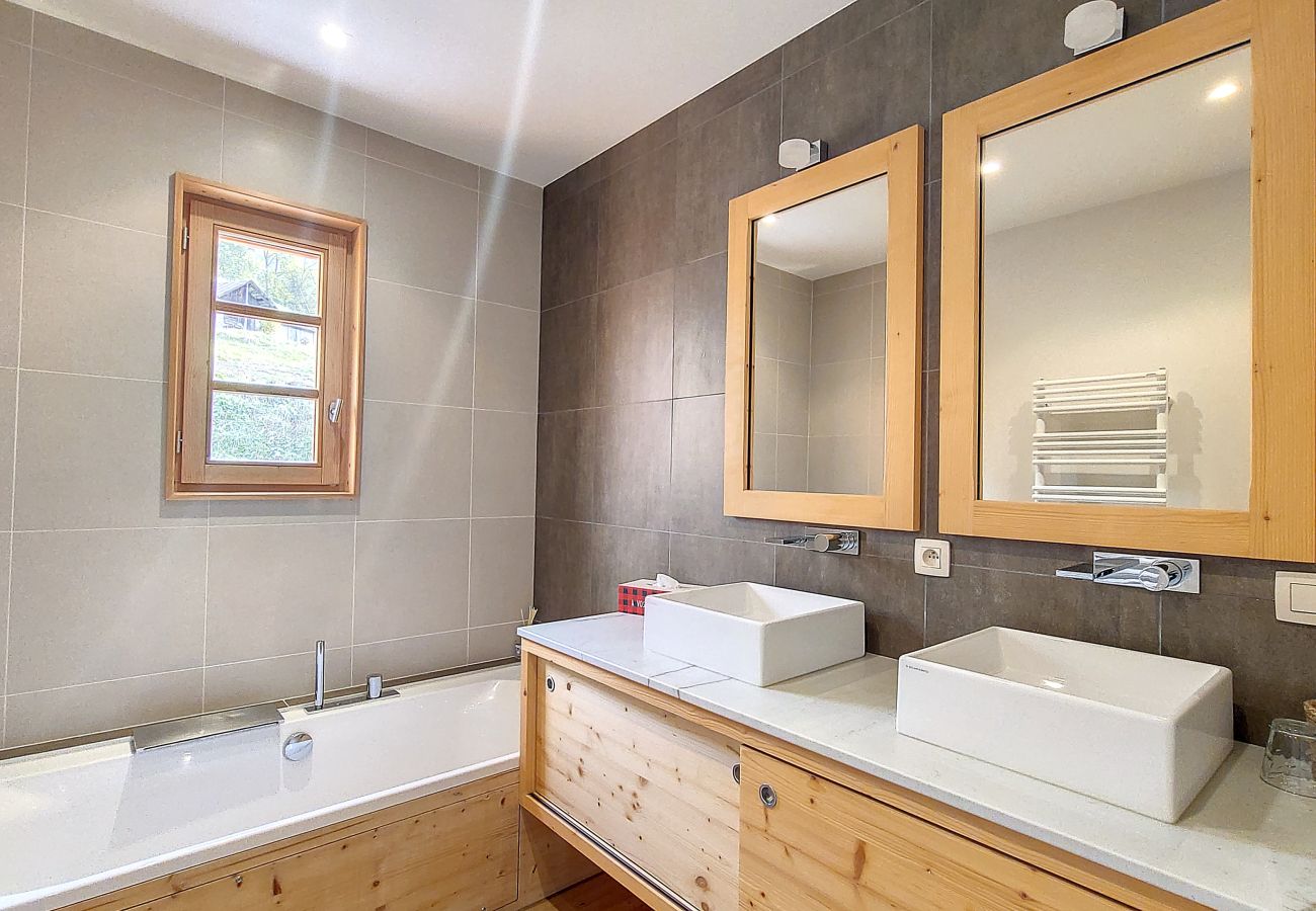 Chalet in Praz-sur-Arly - 2 CHALET MILLES