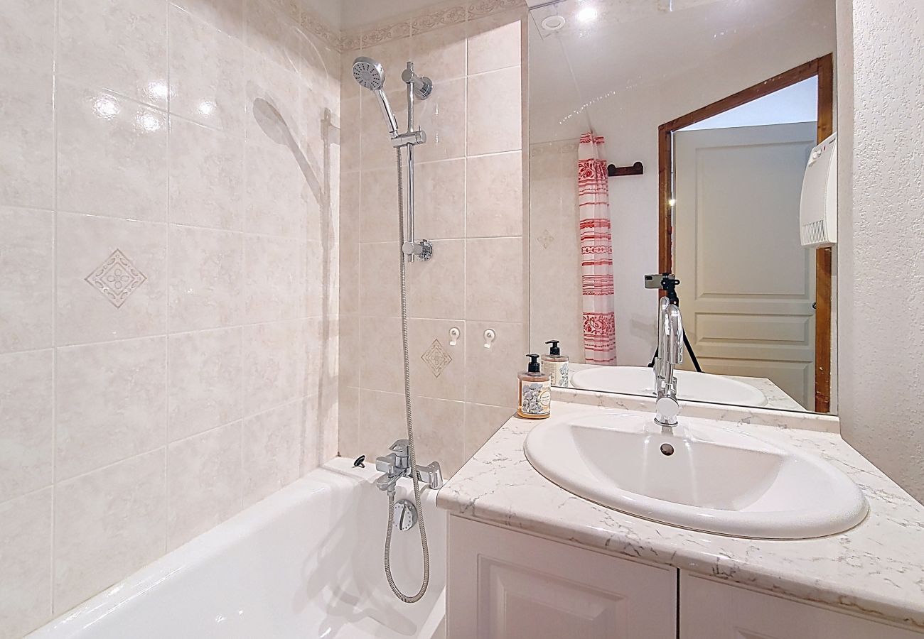 Apartment in Praz-sur-Arly - 2 PO1223