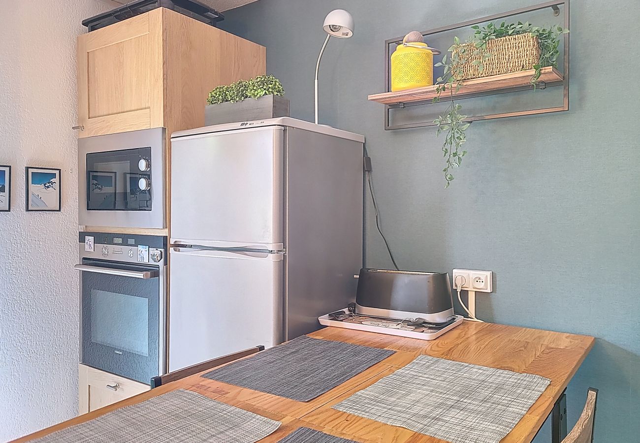 Apartment in Praz-sur-Arly - 2 OLYM05