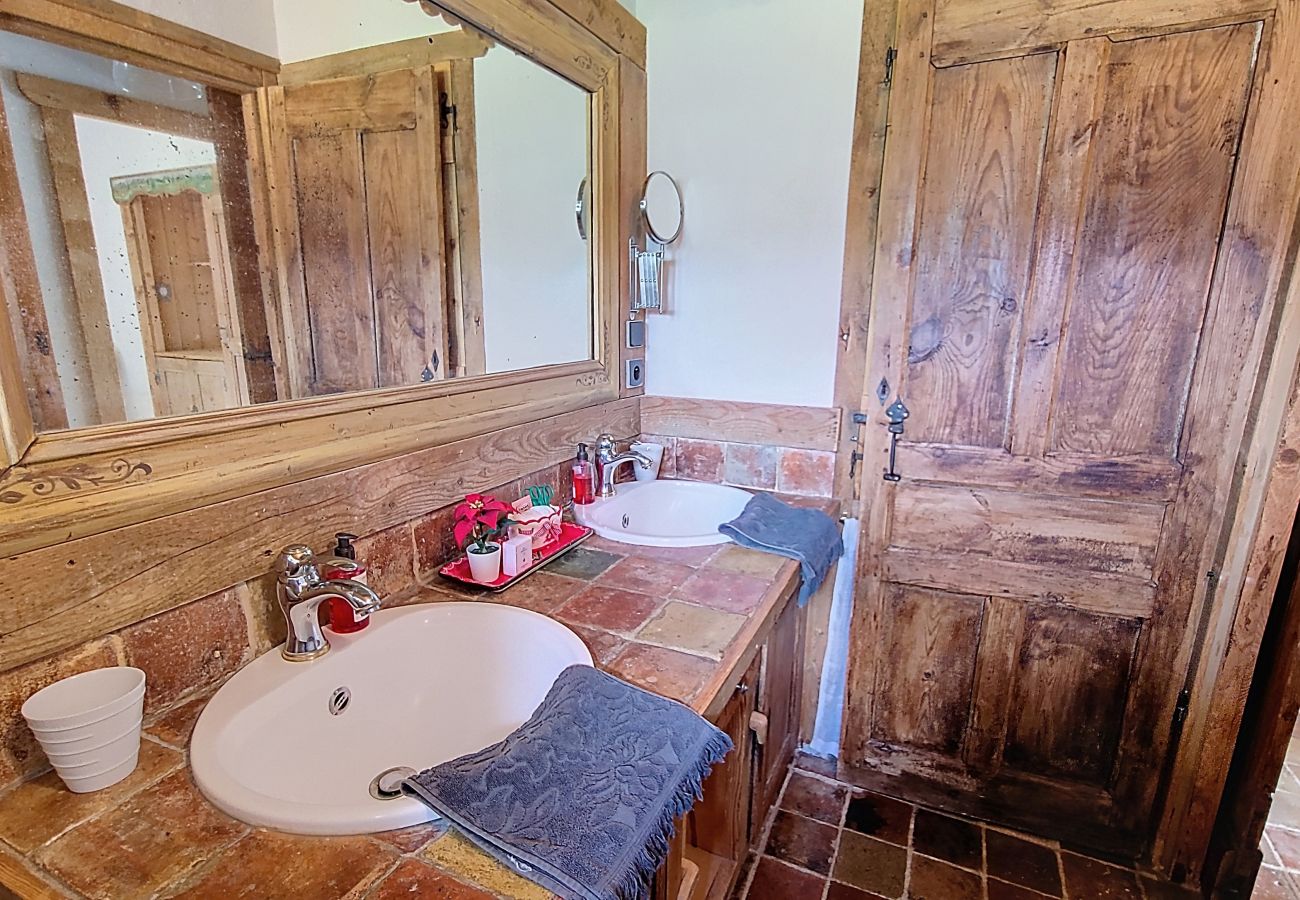 Apartment in Megève - 1 SAISON La Poya - JAILLET - Apartment in Megève - 1 SAISON La Poya - JAILLET -