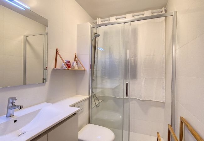 Appartement à Megève - 1 SAISON Bruyère rdc - JAILLET - Appartement à Megève - 1 SAISON Bruyère rdc - JAILLET -