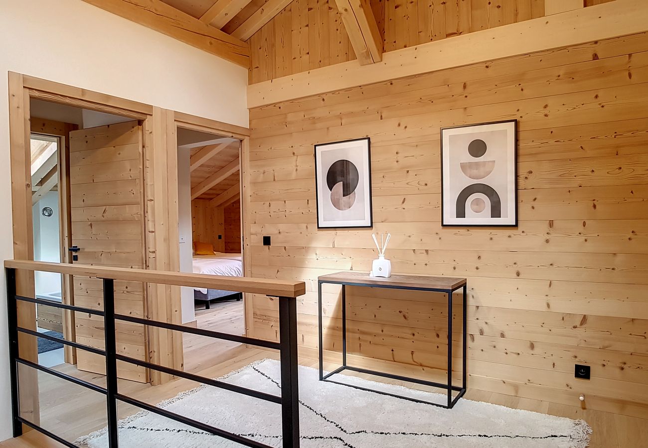 Chalet à Demi-Quartier - 1 SAISON Chalet des Prés - JAILLET - Chalet à Demi-Quartier - 1 SAISON Chalet des Prés - JAILLET -