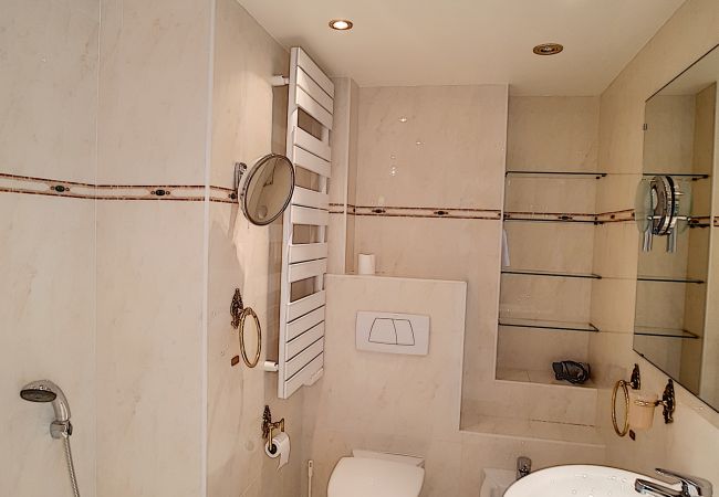 Appartement à Megève - 1 SAISON Parva 2 - ROCHEBRUNE / PROCHE CENTRE - Appartement à Megève - 1 SAISON Parva 2 - ROCHEBRUNE / PROCHE CENTRE -