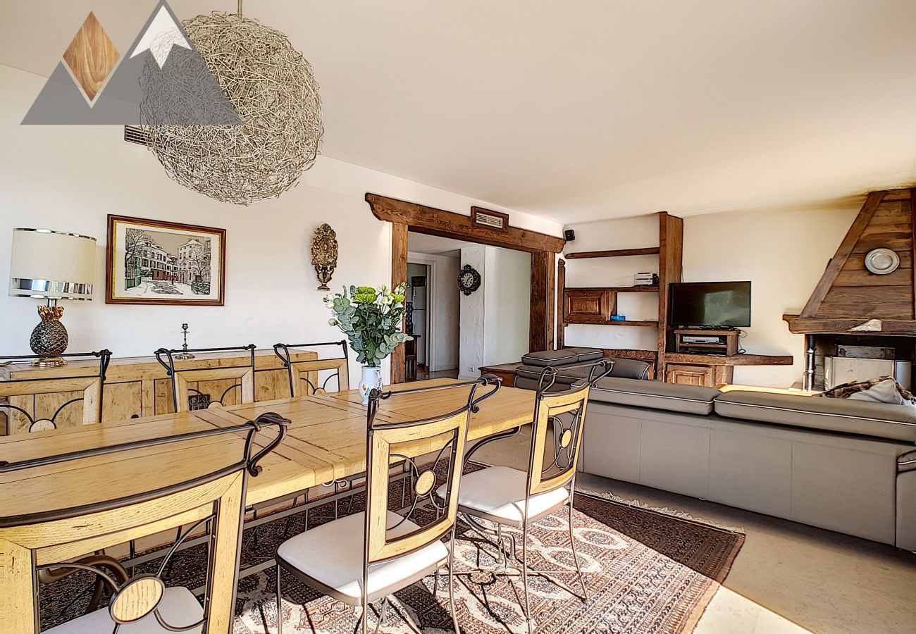 Appartement à Megève - 1 SAISON Parva 2 - ROCHEBRUNE / PROCHE CENTRE -