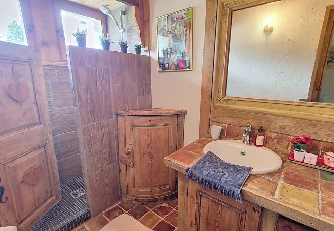 Appartement à Megève - 1 SAISON La Poya - JAILLET - Appartement à Megève - 1 SAISON La Poya - JAILLET -